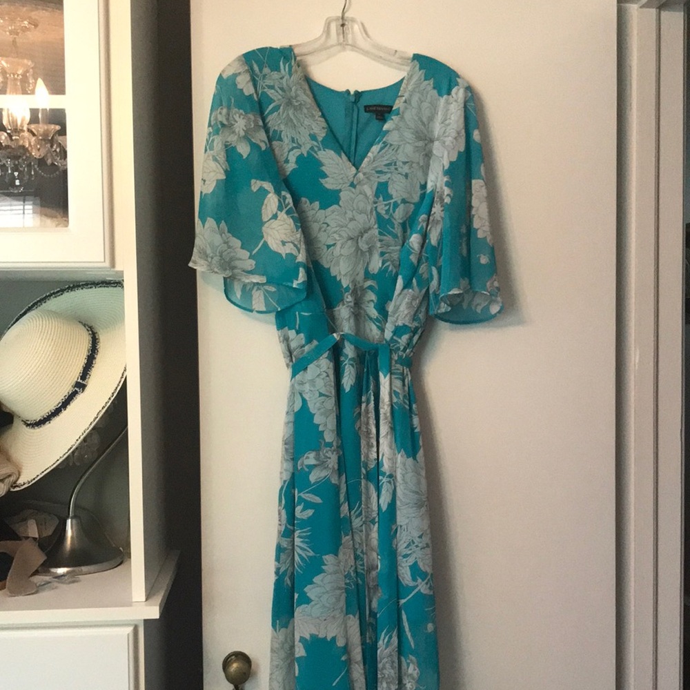 Lane Bryant maxi dress flutter sleeves size 16